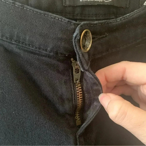 Ed Hardy Jeans - Picture 3 of 6